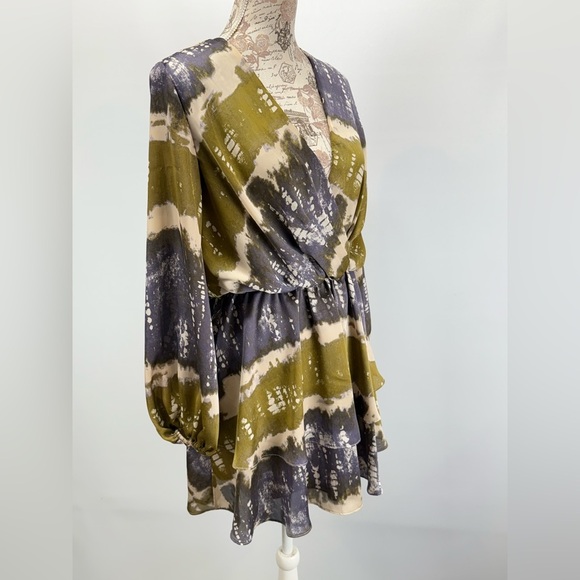ADRIENNE Gray/lavender & green abstract print surplice layered mini dress size S - Picture 8 of 14